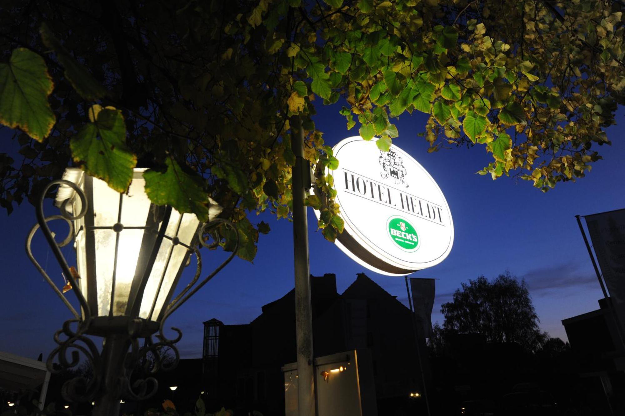 Hotel Heldt Dependance BRE Екстериор снимка