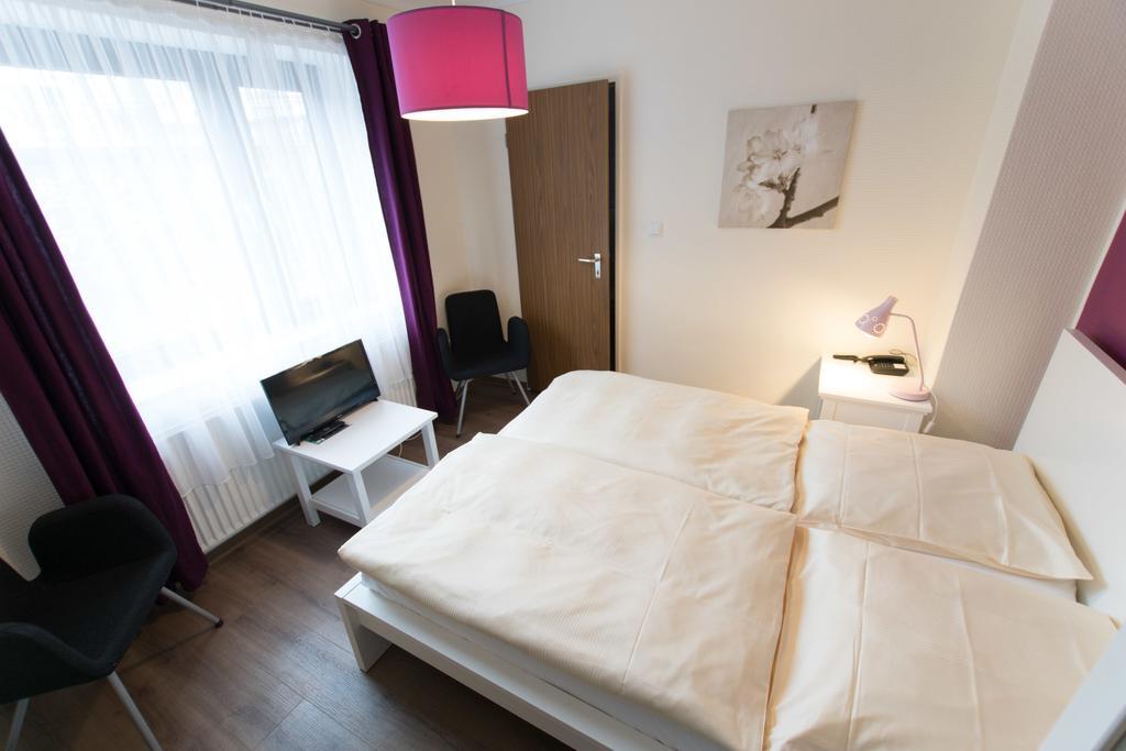 Hotel Heldt Dependance BRE Екстериор снимка
